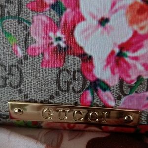 Gucci wallet